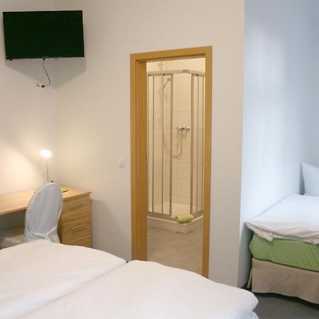 Lindencafe Luckenwalde Hotel Room photo