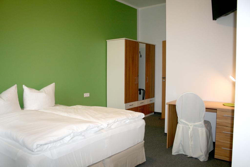 Lindencafe Luckenwalde Hotel Room photo
