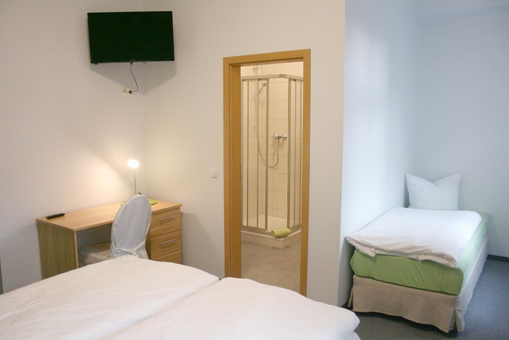 Lindencafe Luckenwalde Hotel Room photo